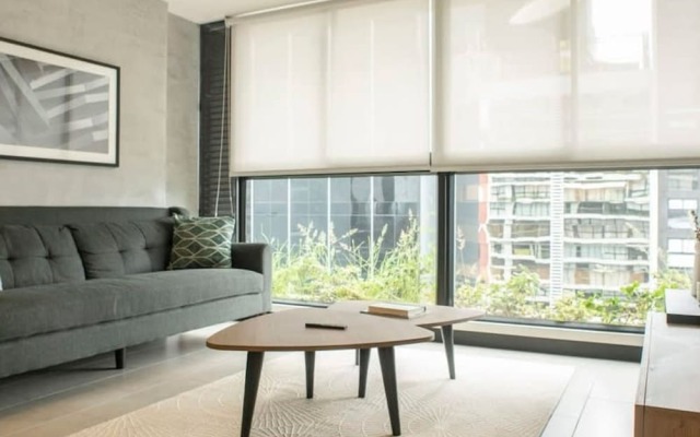 w Modern 1BR in Exclusive San Isidro