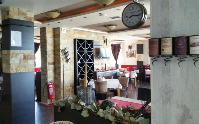 Shining Apartment Milmari L5