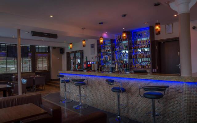 Starboard Stays Southampton