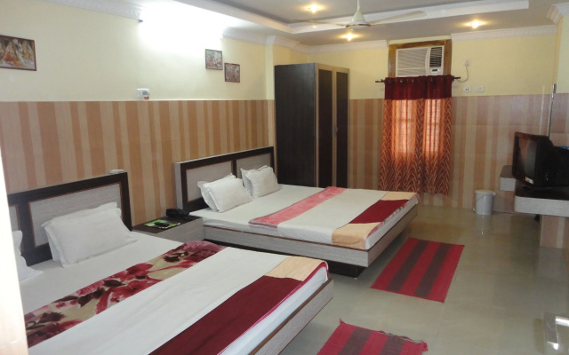 OYO 3356 Hotel Green Valley – Guest Rooms – Guwahati