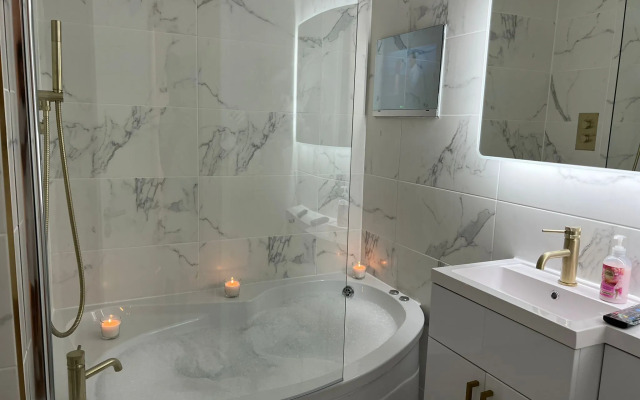 Manhattan Luxury Suites