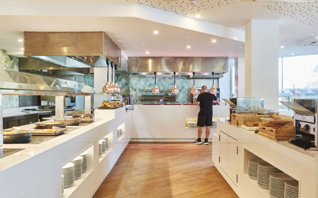 Invisa Hotel Club Cala Verde