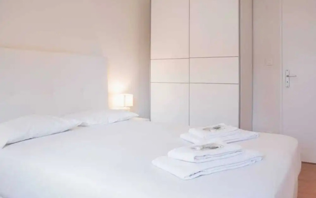 Peaceful and Serene 3 Bedroom Apartment in Lisbon