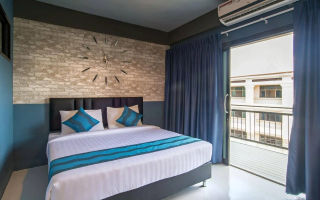 Amity Poshtel - Hostel