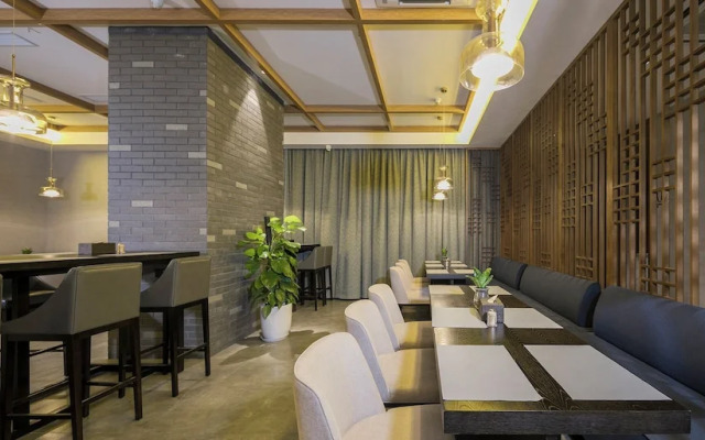 Mehood Lestie International Hotel Chongqing Yuzhong Lianglukou Metro Branch