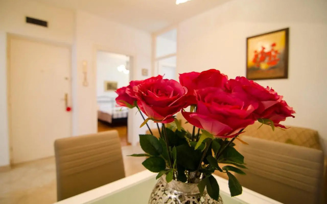 Turkish Tower Apartment