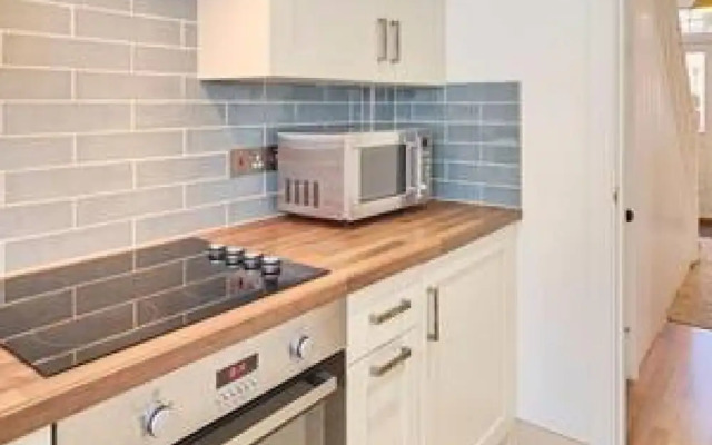 Host Stay Grosvenor Hill