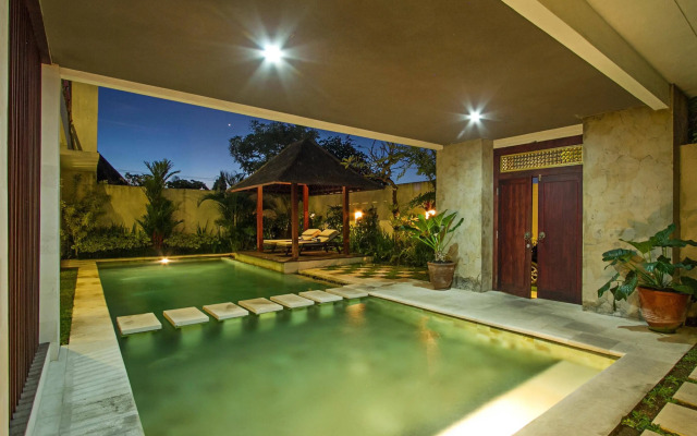 Apple Villas & Apartments