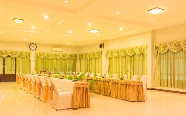 Nongkhai White Hotel