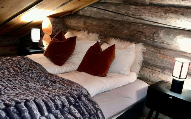 Aurora Bliss Cabin Retreat