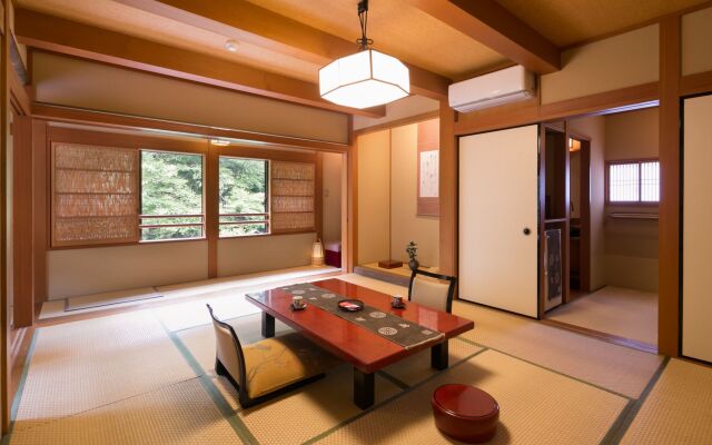 Shima-Onsen Toshimaya