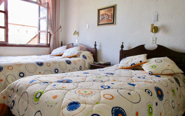 Hotel Huasi Continental