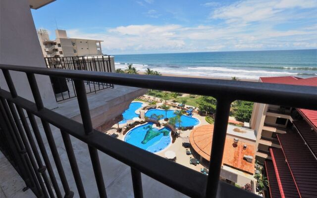 Premium Oceanfront Jaco Studio 7701 by CRHR