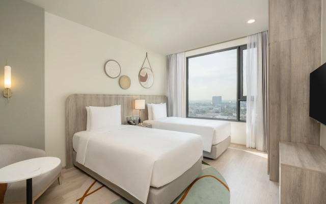 Staybridge Suites Bangkok Sukhumvit by IHG