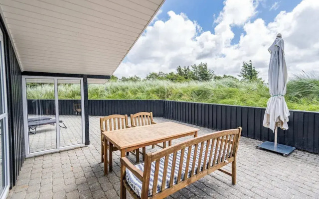 5 Person Holiday Home in Oksbol