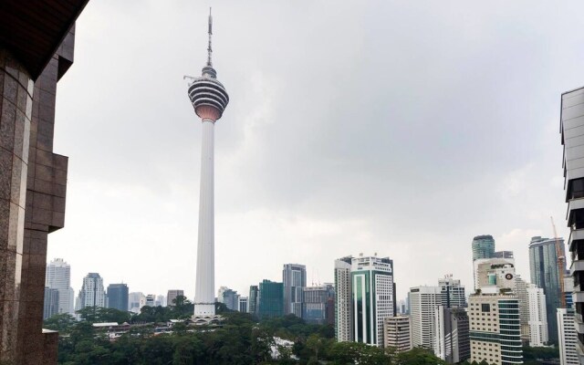 2 And 1Br Service Suites With Kl Tower View