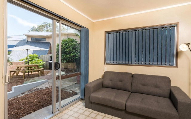 Central Spacious Family House - Paihia Holiday Home