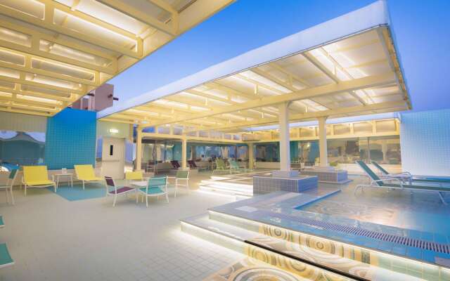 Ayla Bawadi Hotel & Mall