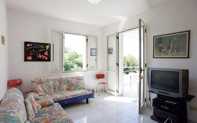 Glicine Apartment With Pool in Residence