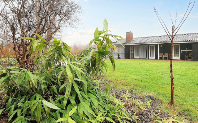 4 Star Holiday Home in Hals