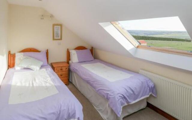 Whalebone Cottage at Broadings Farm