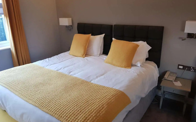 Cricklade House Hotel, Sure Hotel Collection by Best Western