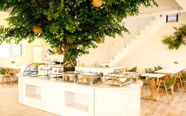 Green Tree Inn Henan Puyang Nanyue County Xihu Yujing