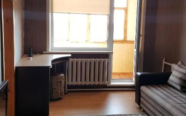 Apartment on Кривенко 81