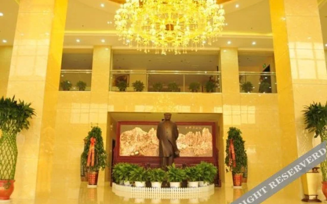 Pufeng Shengrui Business Hotel