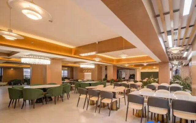 Rainforest Tropic of Cancer Hotel – Business – Xishuangbanna