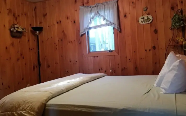 Evergreen Bay Resort