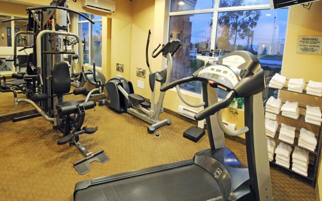 Holiday Inn Express & Suites Brampton by IHG