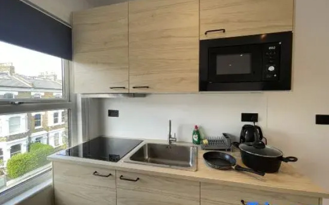 StarNest Shepherd's Bush