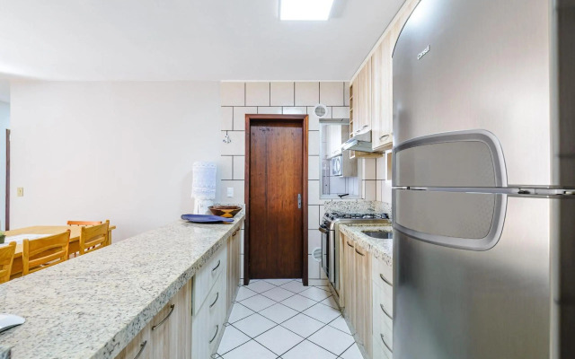 Confortável apto a 3min da praia de Mariscal CRA304