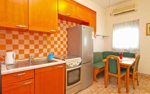 Apartments Ivo 1328