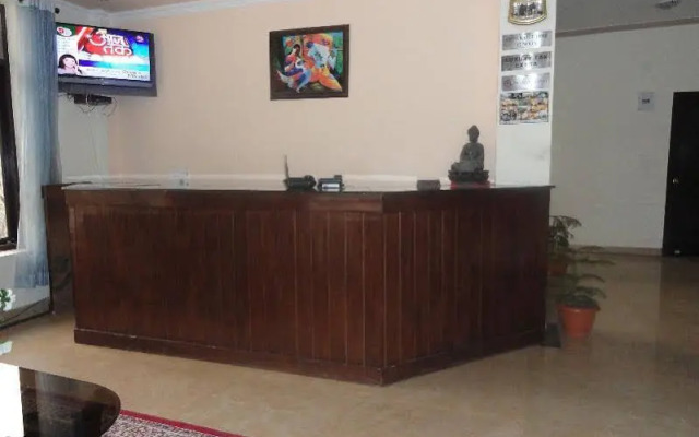 Apple Crescent Resorts