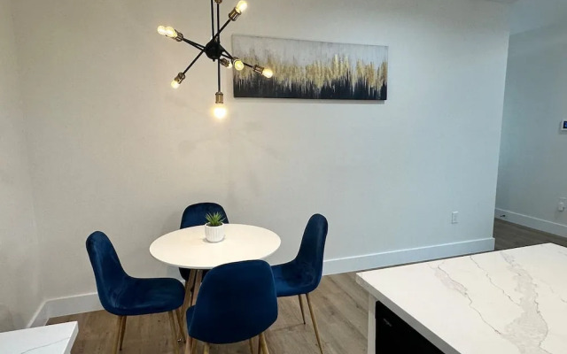 Stylish 3BR Near IAH and Dwntwn