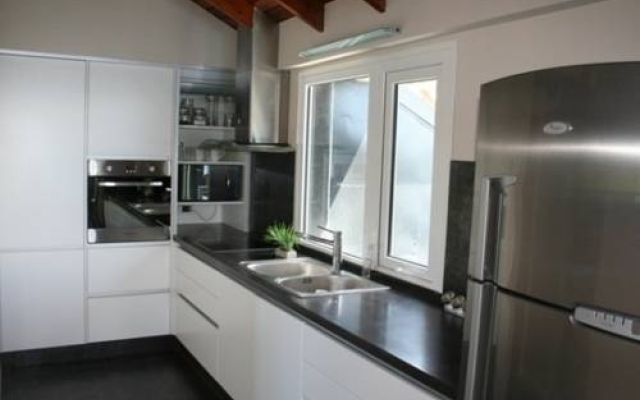 Lake View Apartment