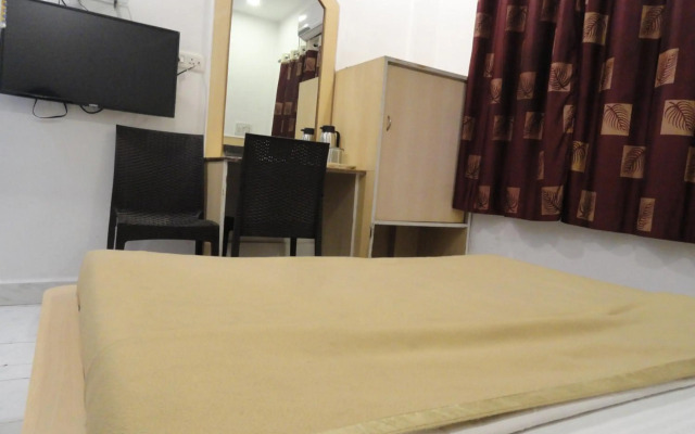 OYO 1959 Hotel Raj