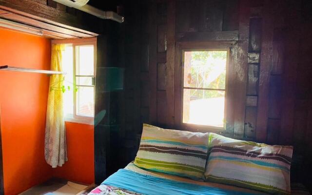 SolarCell Uthai Thani Homestay - โซล่าเซลล์อุทัยธานีโฮมสเตย์