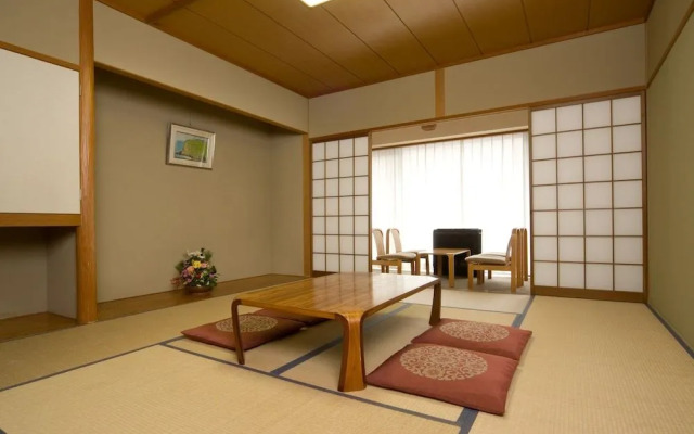 Kasuga No Mori
