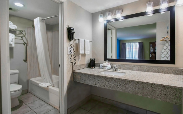 Motel 6 Willcox, AZ