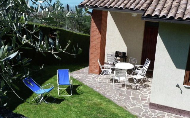 Quaint Holiday Home in Magione with Garden