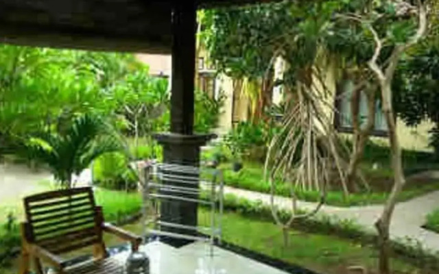 Kirana Homestay - Sunshine Bungalow
