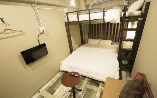 e-hostel Shinsaibashi