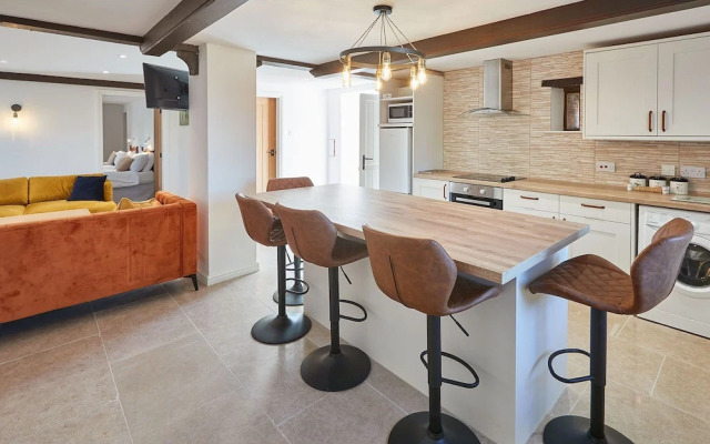 Host Stay The Granary