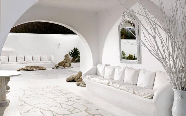 Mykonos Bay Resort & Villas