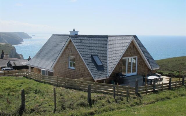 Holiday Home East Cliff