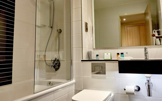 Holiday Inn Northampton West M1, Jct 16 by IHG