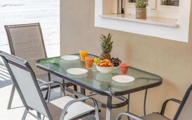 Lithostroto Retreat #1